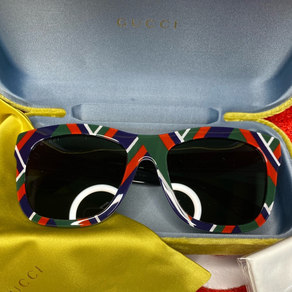 Unisex Gucci Sunglasses (Vintage) NEW